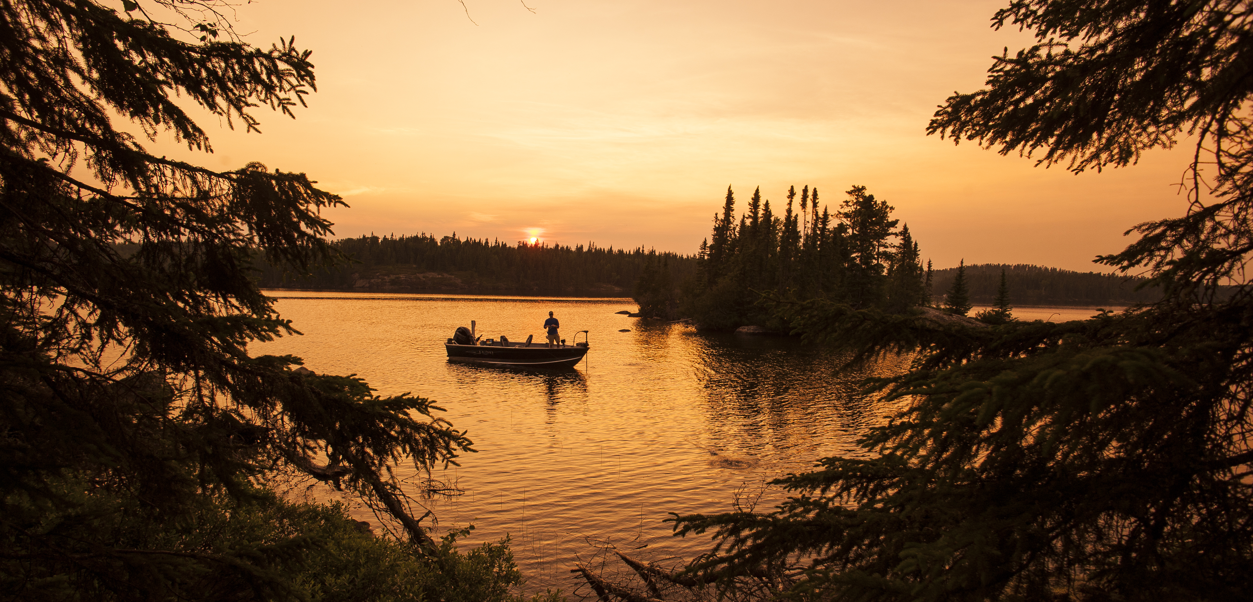 The Ontario Experience visits Sunset Country for multi-species