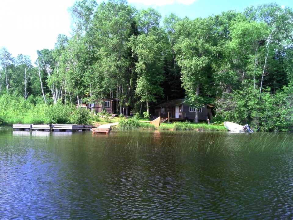 South Bay Outpost cabins - big fish on Confederation Lake