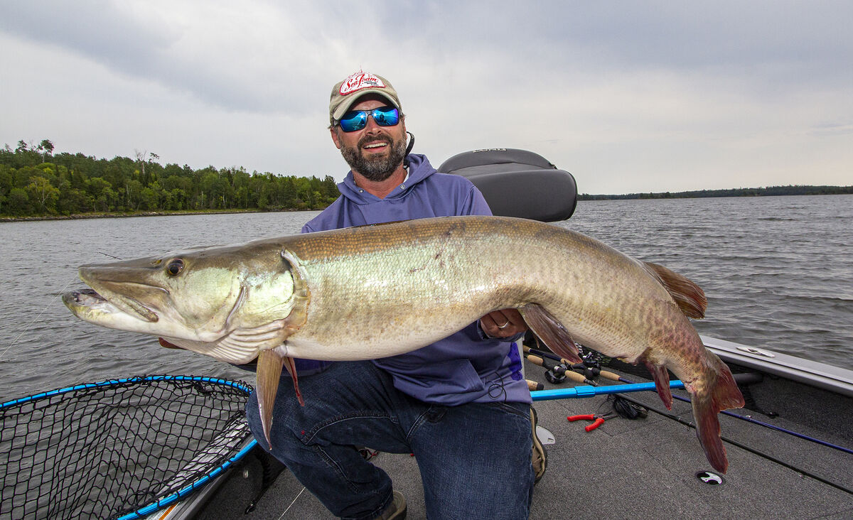 muskie fishing in northwestern Ontario