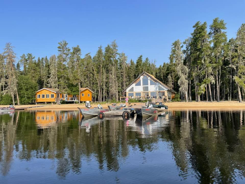 Anglers Kindom on Nungesser Lake