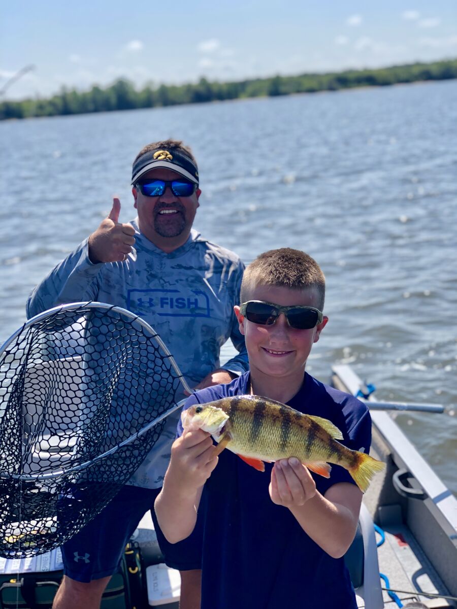 Perch Fishing Lake Erie In The Bay (LAKE ERIE PERCH FISHING) 