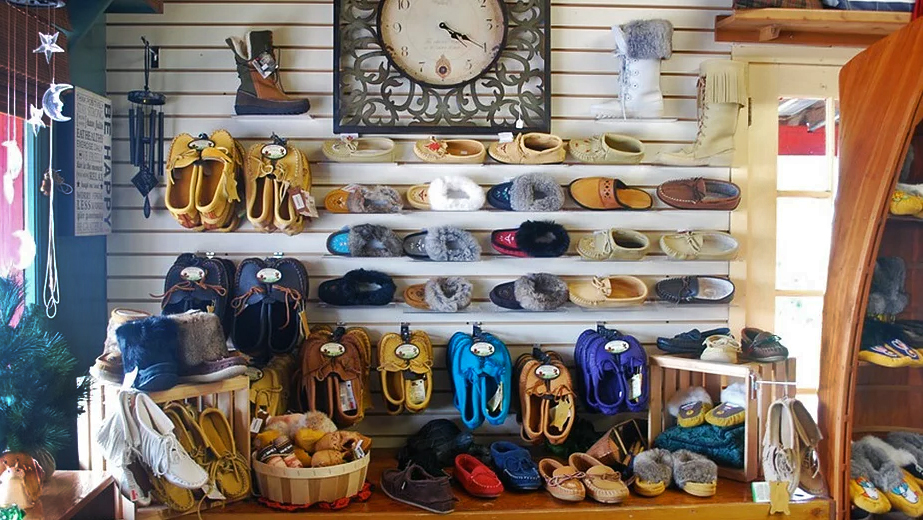 Moose Creek Trading Co. Sunset Country, Ontario, Canada