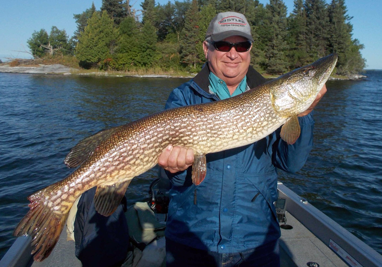 Shoal Lake Lodge Sunset Country, Ontario, Canada