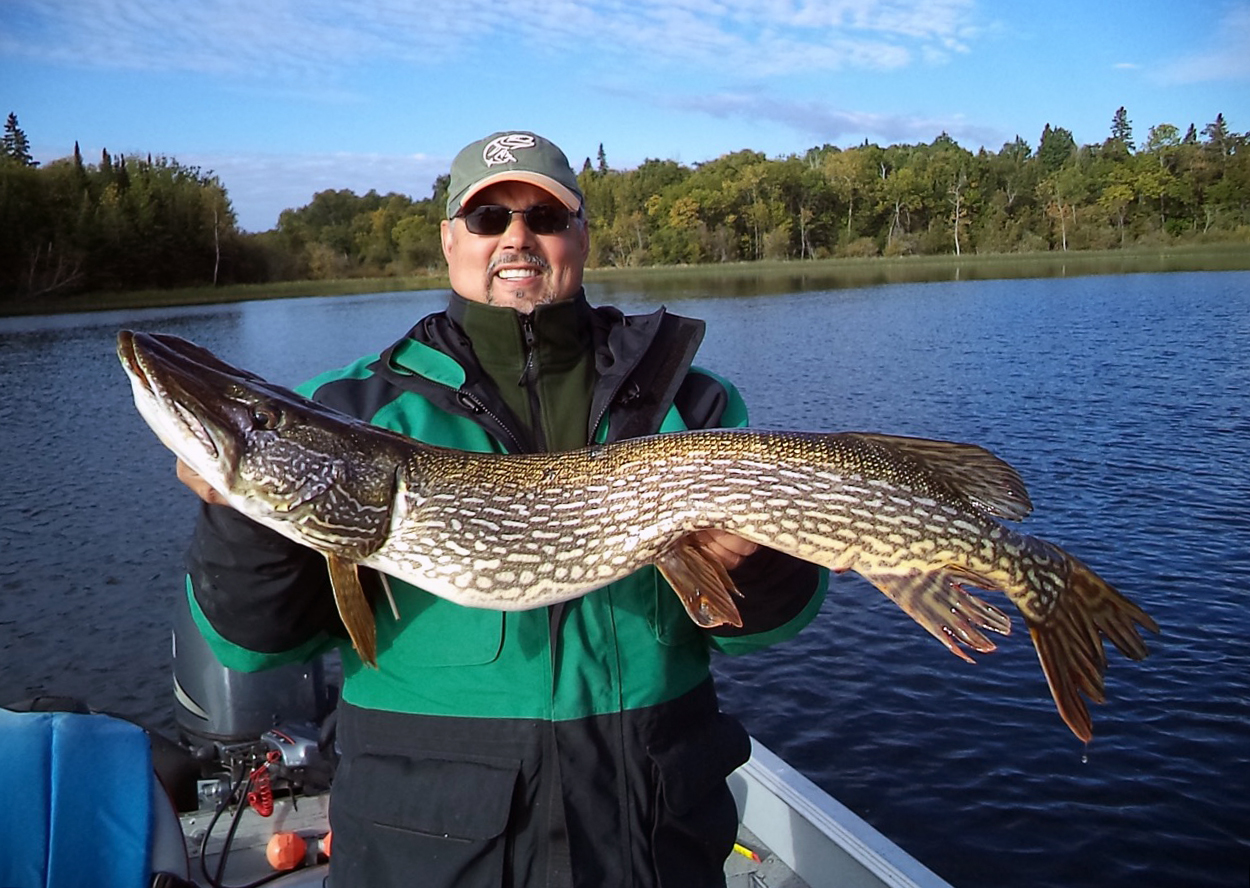Shoal Lake Lodge Sunset Country, Ontario, Canada