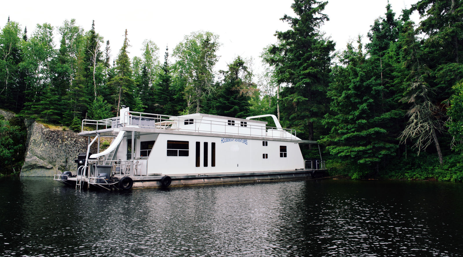 Houseboat Adventures Inc Sunset Country Ontario Canada