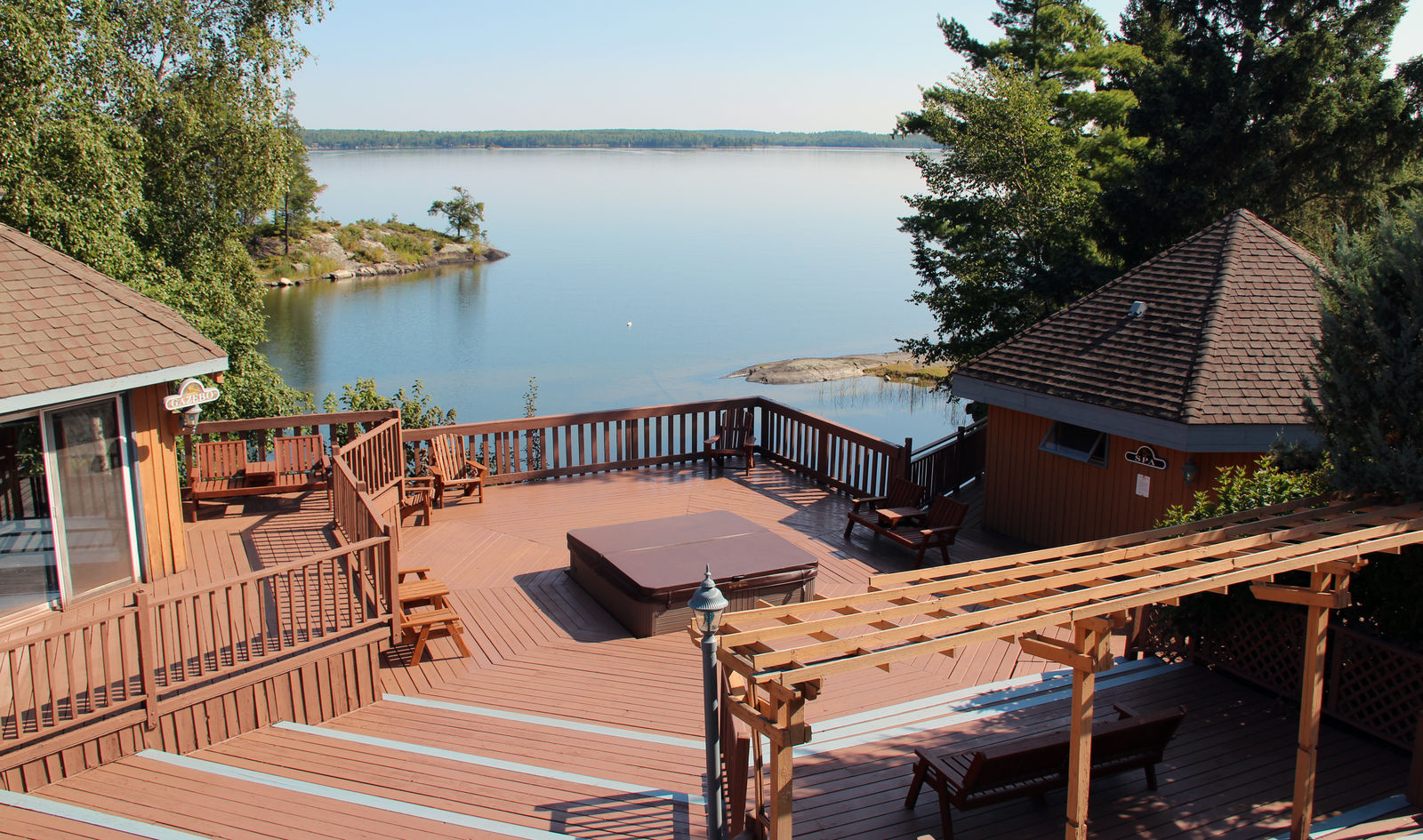 Yellowbird Lodge Chalet Sunset Country Ontario Canada