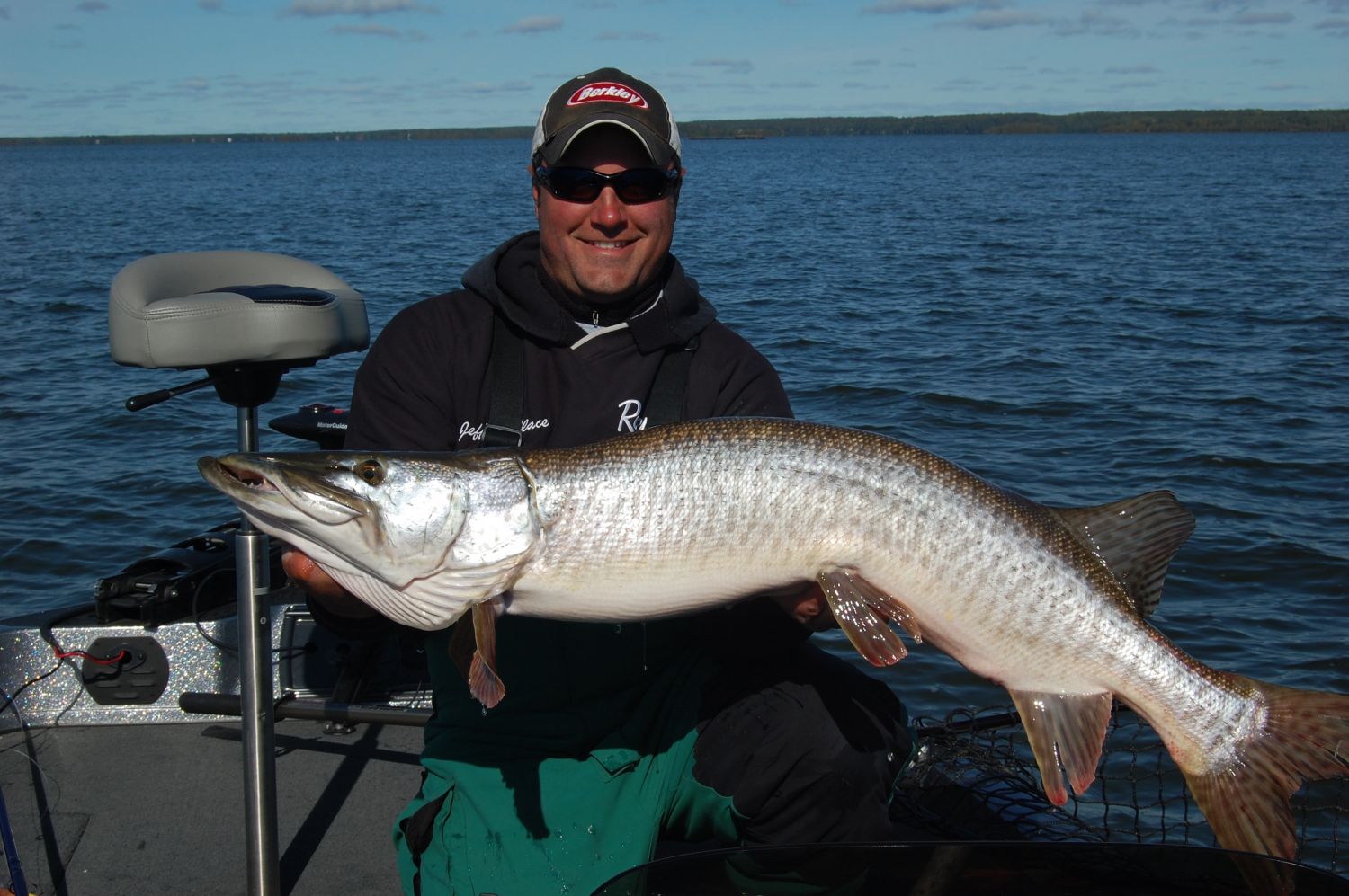 Catching summer muskie - Ontario OUT of DOORS