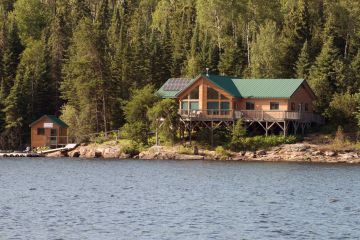 FLY-IN MUSKIES OUTPOST & LODGES  Sunset Country, Ontario, Canada