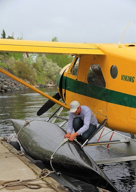 Canoe trips into Woodland Caribou Park